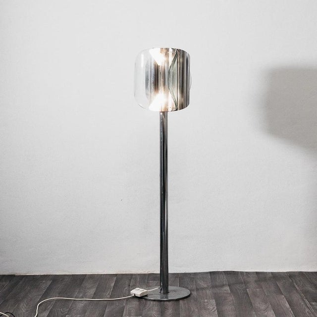 Floor Lamp Stile Fontana Arte Vintage Design 1970's Modernism. 6 light points present. The item is in good conservative...
