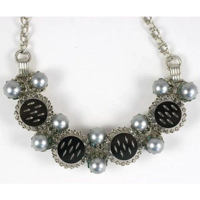 Mid-Century Modern 1950s Grey "Pearl" and Black Necklace and Earrings For Sale - Image 3 of 9