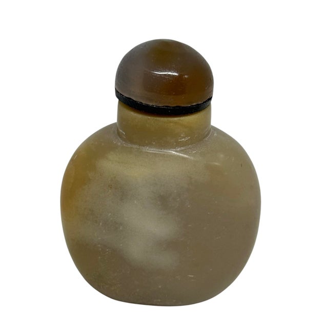 Chinese Late 19th Century Chinese Carved Shadow Agate 2 1/8” Tall Snuff Bottle For Sale - Image 3 of 12
