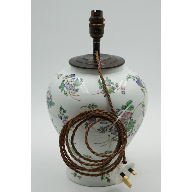 Ceramic Chinese Qianlong Nian Zhi Porcelain Vase Table Lamps, 1960s, Set of 2 For Sale - Image 7 of 15