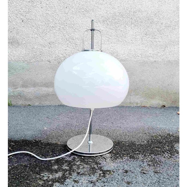 Italian Modern White Table Lamp by Luigi Massoni for Meblo Guzzini, 1970s For Sale - Image 9 of 13