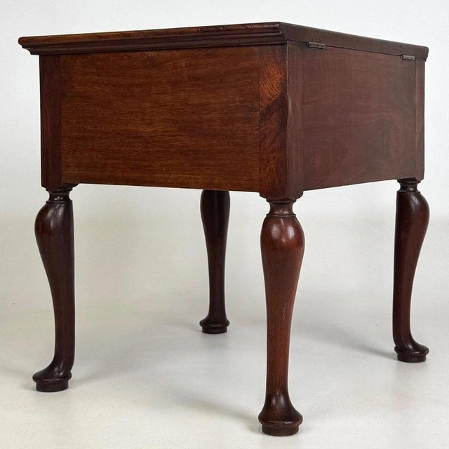 Early 20th Century Antique English Mahogany Storage Box For Sale - Image 6 of 12