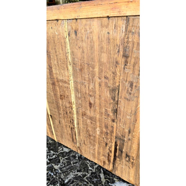 Marquetry Commode with Projecting Top For Sale - Image 18 of 18