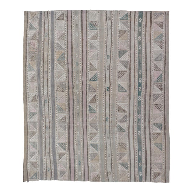 Geometric Stripe Design Turkish Vintage Kilim Rug in Soft Neutral Tones For Sale