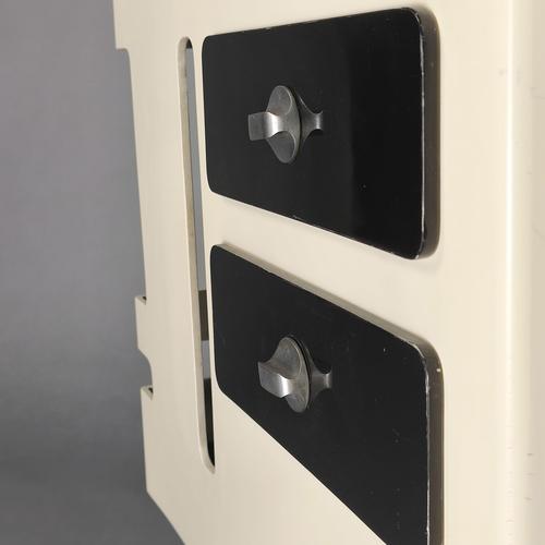 1960s Double-Sided Rotating Bar Cabinet in the style of Gio Colombo, 1960s For Sale - Image 5 of 12