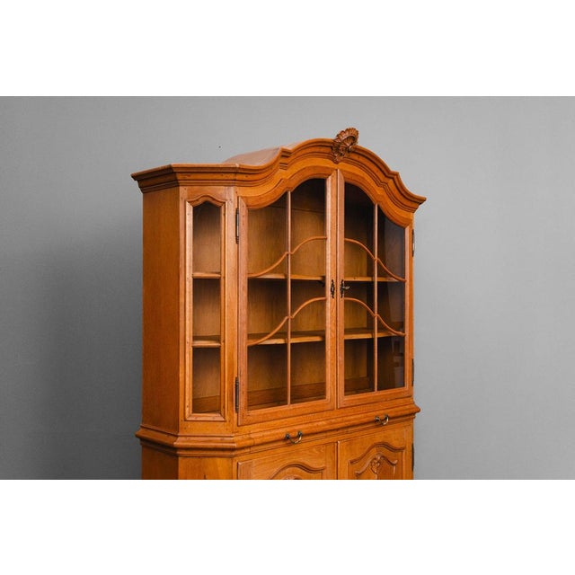 Wood Vintage Display Cabinet in Oak and Solid Wood For Sale - Image 7 of 18