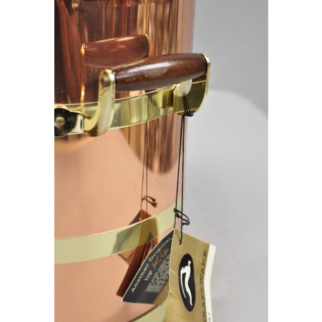 Vintage Kraftware Nyc Mid Century Modern Copper and Brass Covered Bar Ice Bucket For Sale In Philadelphia - Image 6 of 15