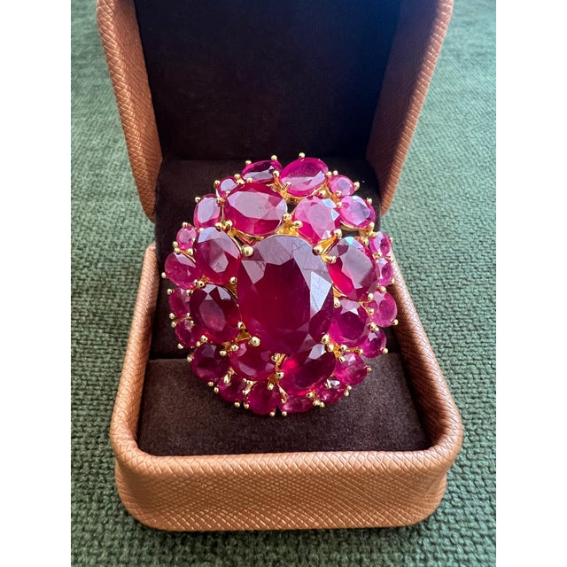 Bochic "Orient" Vintage Natural Ruby Cocktail Ring Set In 18K Gold, Certificate For Sale In New York - Image 6 of 11