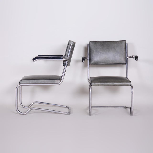 Bauhaus Vintage Tubular and Leather Armchairs by Ladislav Žák for Hynek Gottwald, 1930s, Set of 2 For Sale - Image 3 of 18