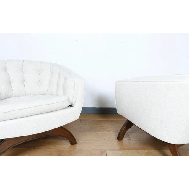 1950s Mid Century Kroehler Style Pair of Barrel Chairs For Sale - Image 9 of 11