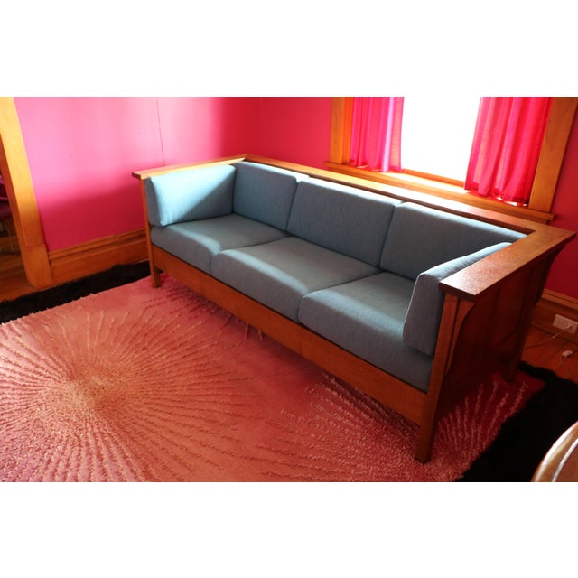 Wood Early 21st Century Amish Made Mission Arts and Crafts Cubic Panel Sofa Quartersawn Oak Sofa For Sale - Image 7 of 9