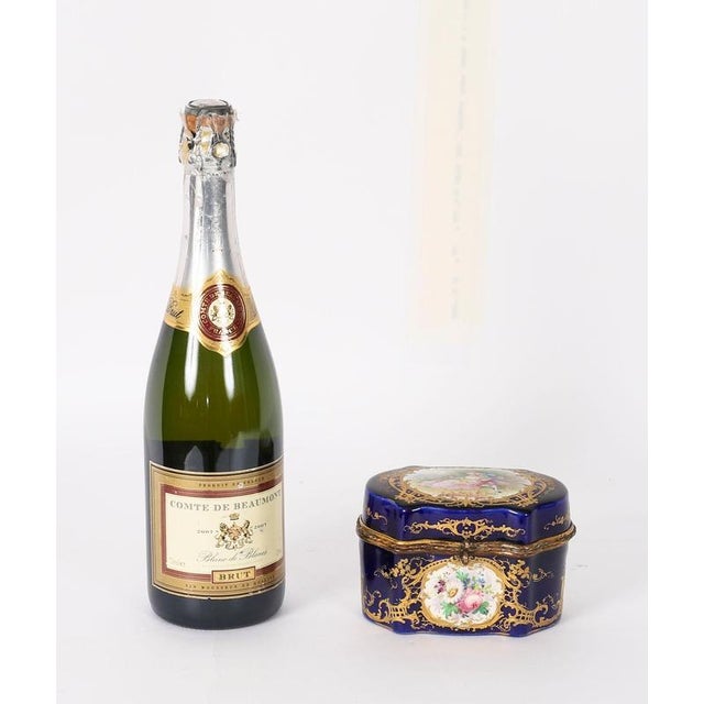 Antique French Cobalt Blue Porcelain Jewellery Casket from Sevres, 19th Century For Sale - Image 15 of 16