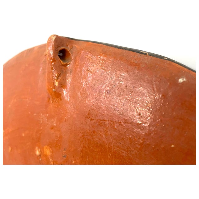 1950s 2 Tlaquepaque 'Petatillo Noche-Style' Handpainted Plates From Jalisco, Mexico - 12" & 14" Diam. For Sale - Image 5 of 11