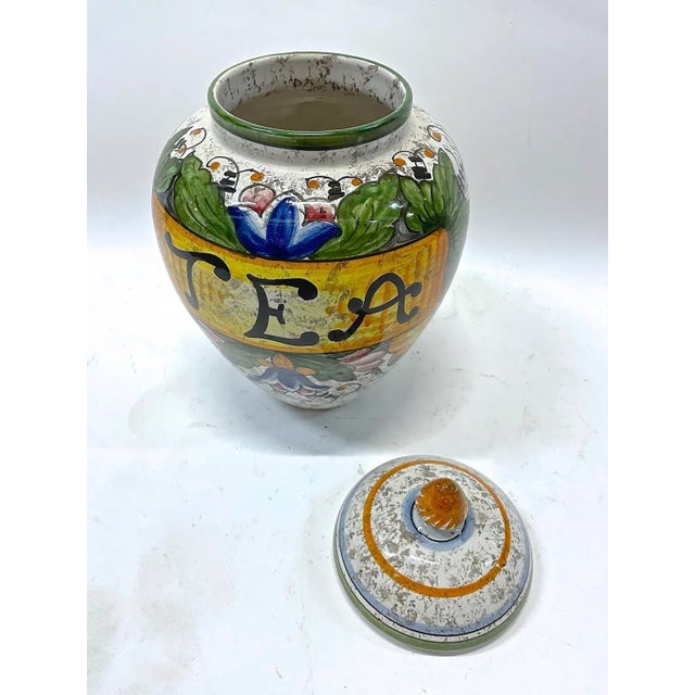 Deruta Vintage Italian Deruta Style Lidded Tea Canister For Sale - Image 4 of 7