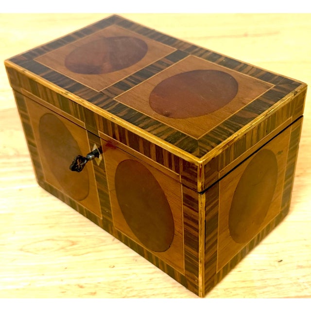 Brown Antique Gillows Tea Caddy, Ebony & Satinwood, Circa 1795 For Sale - Image 8 of 15
