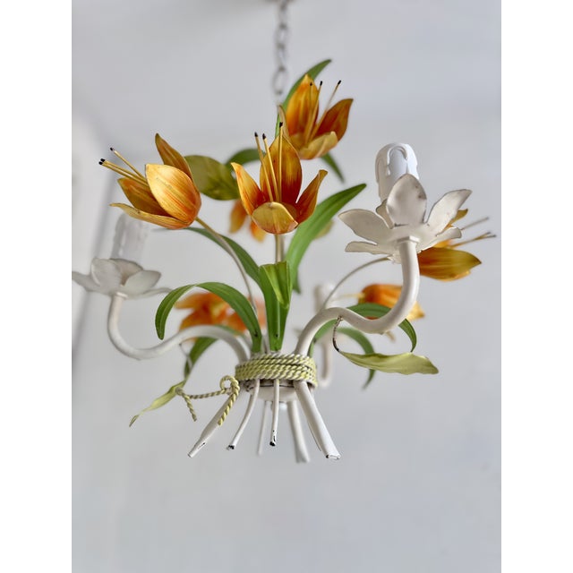 Metal Vintage Tole Tulip Chandelier in Orange and Yellow Painted Steel, 1960s For Sale - Image 7 of 18