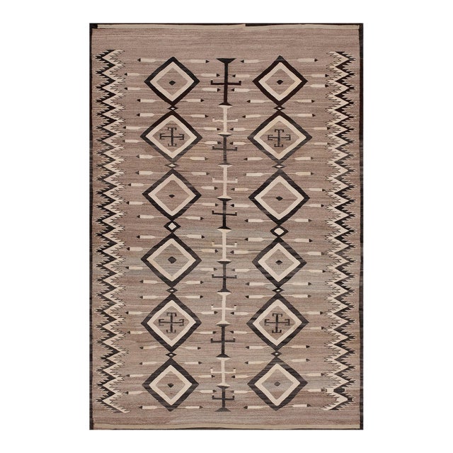1930s Gray Diamond Antique American Navajo Rug 4'6" X 6'8" Flatweave Wool Carpet For Sale