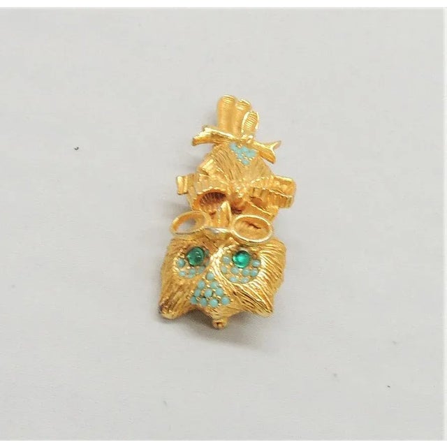 1960s Vintage Signed DeNicola Faux-Turquoise Owl Brooch For Sale - Image 5 of 7