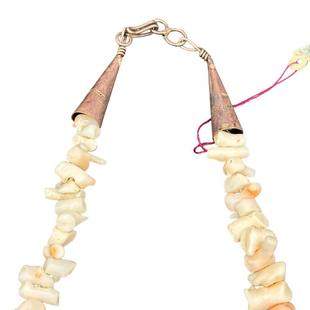 1970s Coastal Undyed Branch Angel Skin Coral Large Graduated Necklace Pale Pink For Sale In Los Angeles - Image 6 of 7