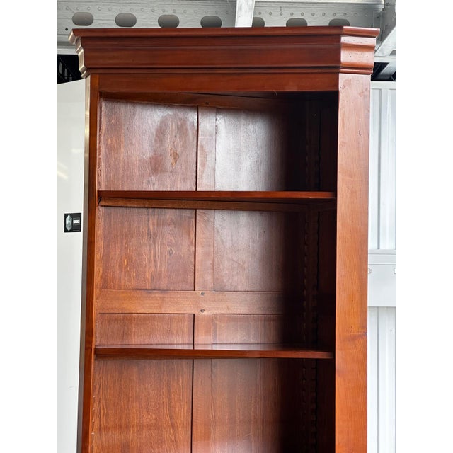 Corner Bookcase in Cherry Wood, 1920s For Sale - Image 6 of 18