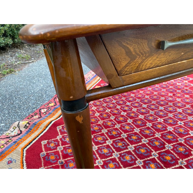 Mid-Century Modern End Table With Drawer For Sale - Image 9 of 13