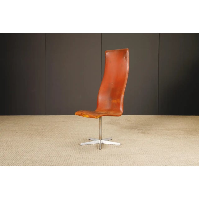 'Oxford' Highback Swivel Chair by Arne Jacobsen for Fritz Hansen, 1968, Signed For Sale - Image 13 of 18