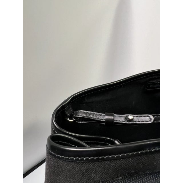 Balenciaga Balenciaga Cabas Tote Bag For Sale - Image 4 of 9