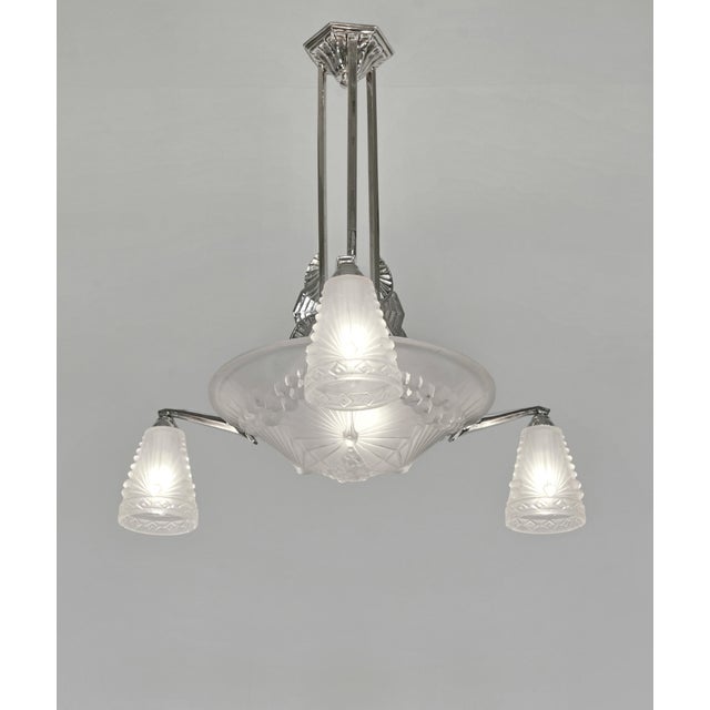 1930s French Art Deco Chandelier by Hettier Et Vincent & Charles Schneider - 1930 France For Sale - Image 5 of 13