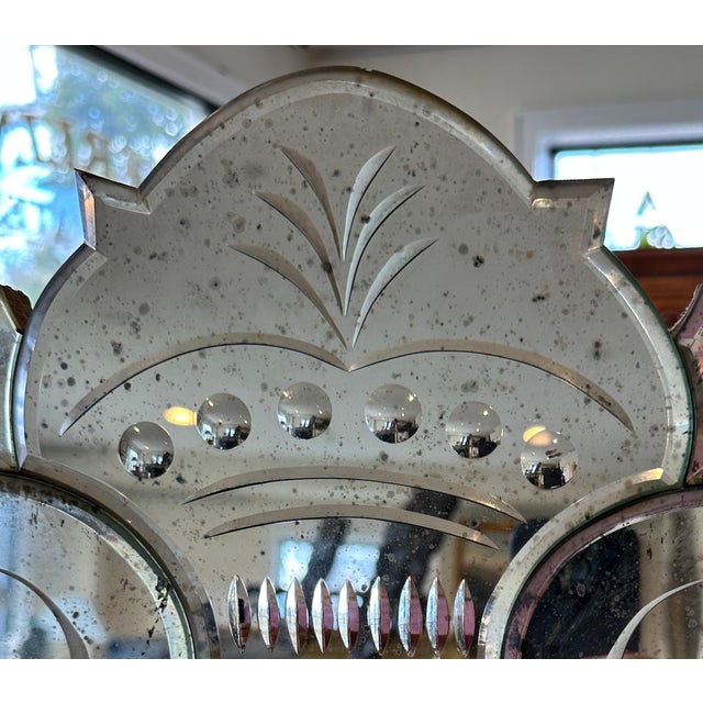 Early 20th Century Antique Venetian Cushion Form Mirror For Sale In New York - Image 6 of 6