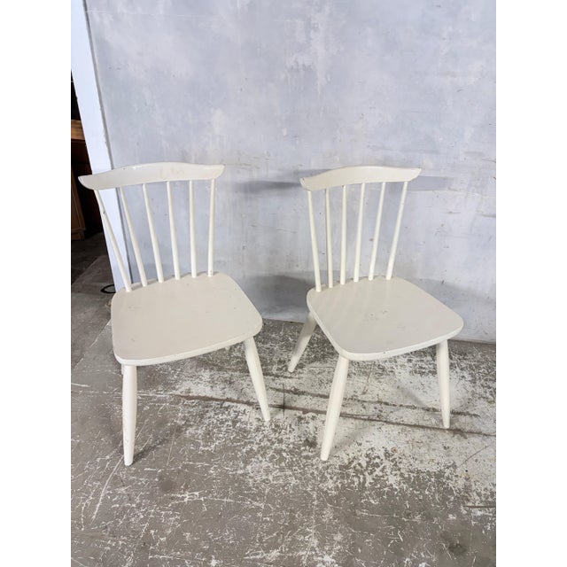 White Farmhouse Stickback Chairs in Painted White, Set of 2 For Sale - Image 8 of 10