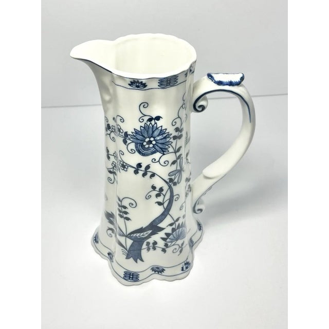 Seymour Mann 1980s Seymour Mann, Vienna Woods “Blue Onion” Porcelain Pitcher Jug For Sale - Image 4 of 7