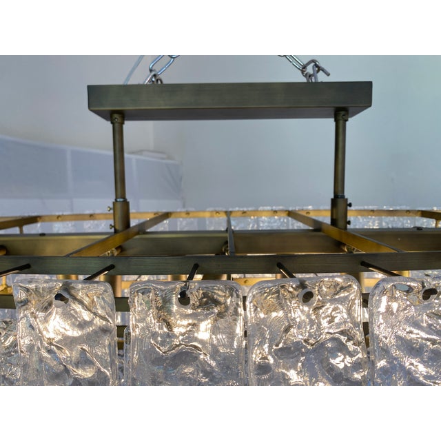 Transparent Oval Hammered Strip "Listelli" Chandelier by Simoeng in Mid-Century Modern Style For Sale - Image 8 of 12