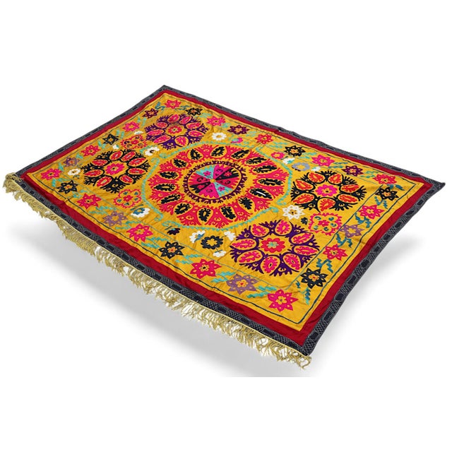 Vintage Hand Embroidered Suzani Wall Hanging, 1920s For Sale - Image 17 of 18