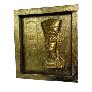 Egyptian Sculpture of Queen Nefertiti in Gold Leaf & Pine from Jumaart, 2024 For Sale