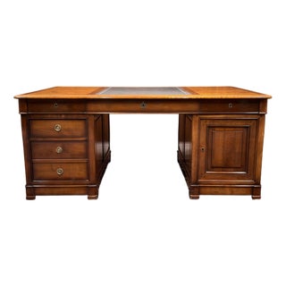 Italian Desk with Leather Top from Assi D'Asolo For Sale