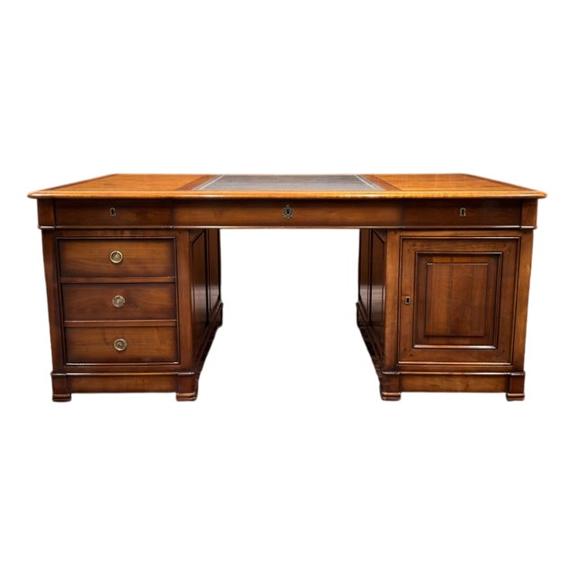 Italian Desk with Leather Top from Assi D'Asolo For Sale