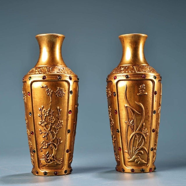 Metal Vintage Pair Gilded Brass Vases, High Relief Carved Four Gentlemen Motif, Inlaid Gemstones, Chinoiserie Matching Vase Set For Sale - Image 7 of 9