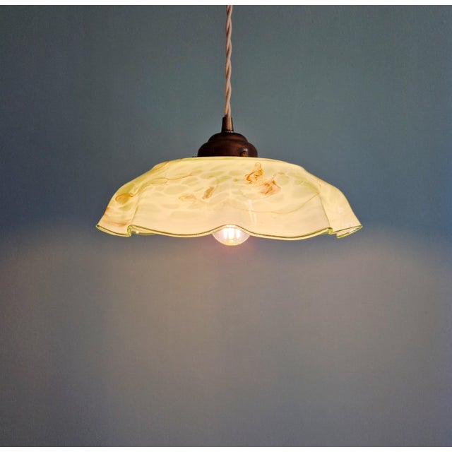 Art Deco Pendant Light in Green Marbled Opaline Glass, 1920s-1930s For Sale - Image 4 of 12