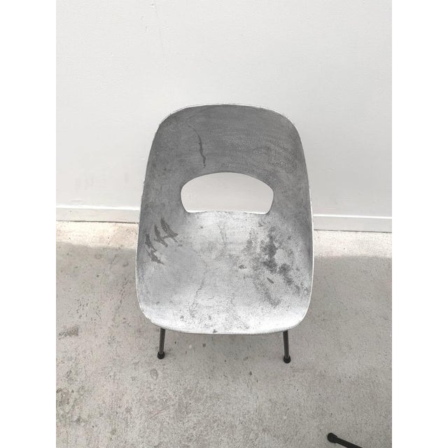 Tulip Chair in Aluminium by Pierre Guariche for Steiner, France, 1950s For Sale - Image 9 of 10