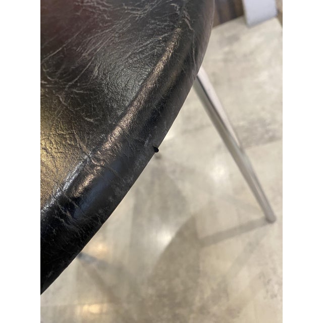 Vintage Bauhaus Style Chrome and Black Imitation Leather Side Table, 1970s For Sale - Image 12 of 18