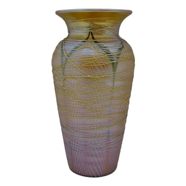Early 20th Century Exceptional Durand Art Nouveau Period Gold Threaded Vase For Sale