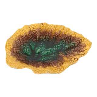 Exceptional Early 19th Century English Majolica Begonia Leaf Plate, Signed For Sale
