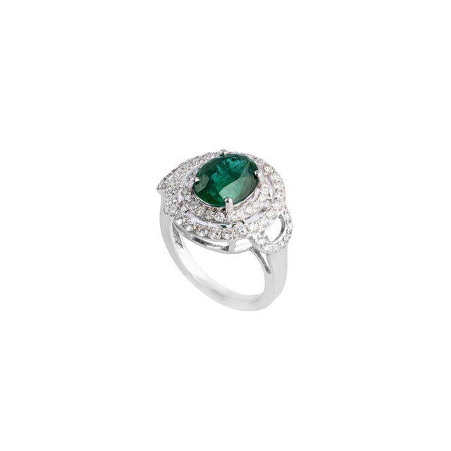 3.36 Carats Natural Zambian Emerald Ring with 1.01 Carats Diamonds and 14k Gold For Sale In New York - Image 6 of 18