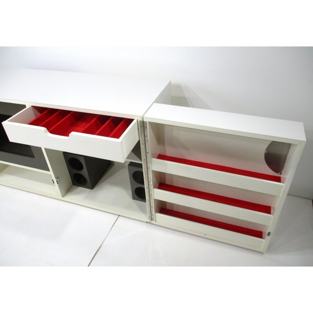 White 70's Space Age Expanding Bar in the Style of Joe Colombo Italy For Sale - Image 8 of 15