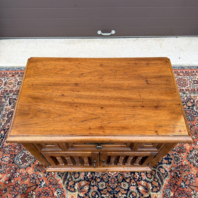1960s Thomasville Spanish Revival Oak Nightstand Cabinet With Drawer For Sale In Philadelphia - Image 6 of 15