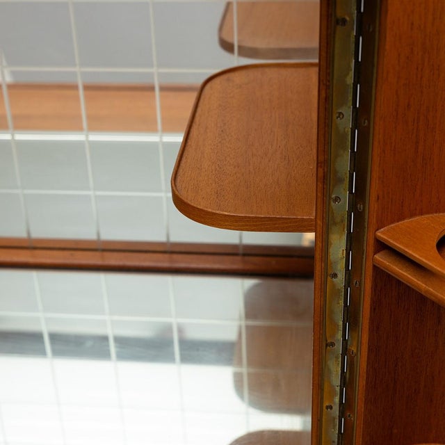 Wood Swedish Modern Bar Cabinet from Förenade Möbler, Sweden, 1940s For Sale - Image 7 of 14