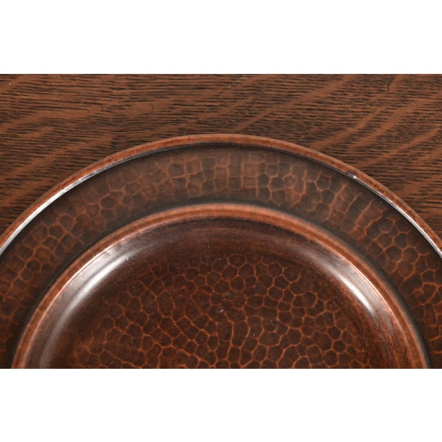 Metal Roycroft Arts & Crafts Hammered Copper Charger Plate or Tray For Sale - Image 7 of 10