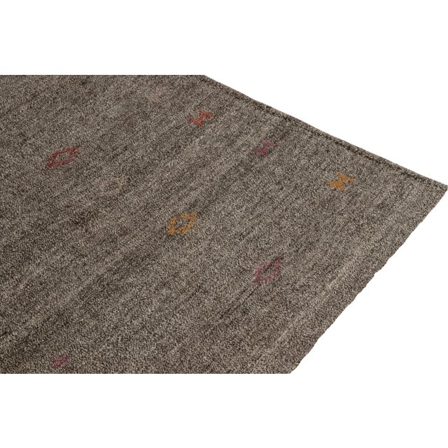 1950s Vintage Turkish Kilim Rug in Gray Solid Striae, Subdued Multihued Embroidery For Sale - Image 5 of 8