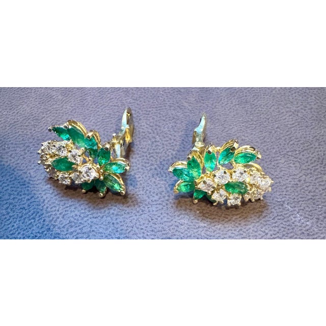 1.8Ct Natural Brazilin Marquise Emerald & 2.0 Ct Diamond Clip on Earring 18 KYG For Sale In New York - Image 6 of 18