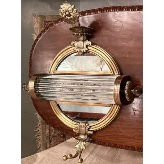 Art Deco 1940s Vintage Art Deco Brass & Mirror Glass Rod Wall Sconces Fixture For Sale - Image 3 of 6
